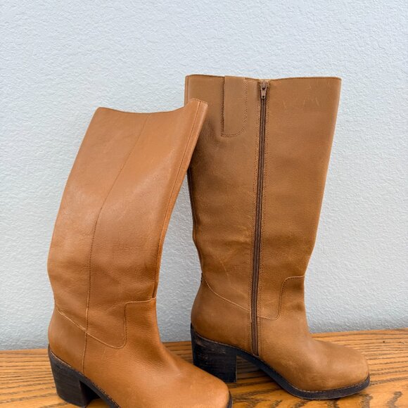 Crown Vintage Women's Tan Boots - Picture 2 of 9